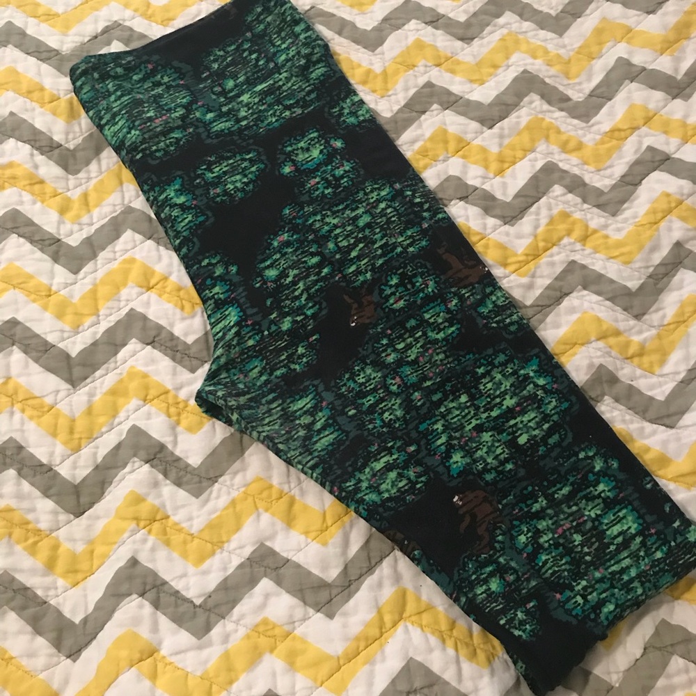 Lularoe TC Bigfoot print leggings